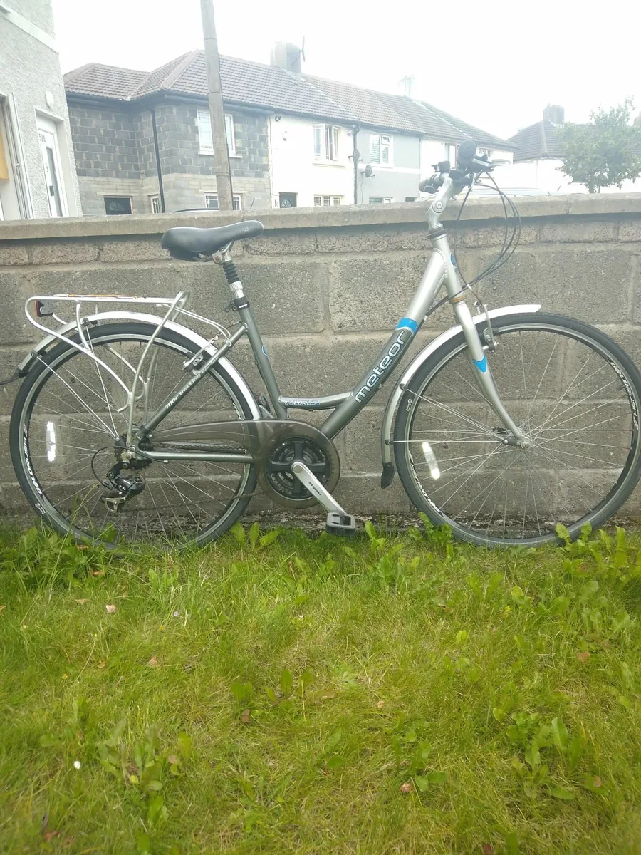 Ladies Bicycle - Image 1