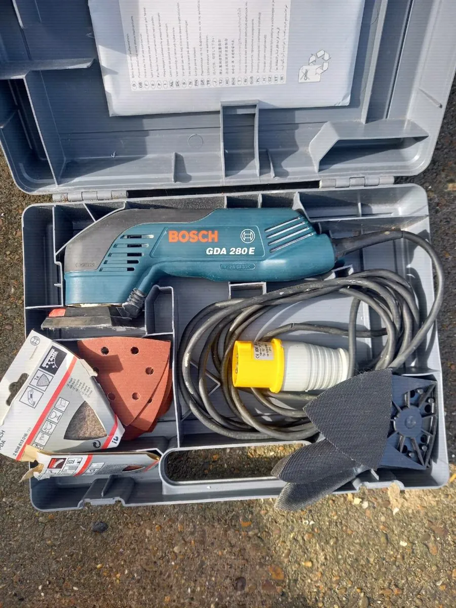 Bosch Detail Sander - Image 3