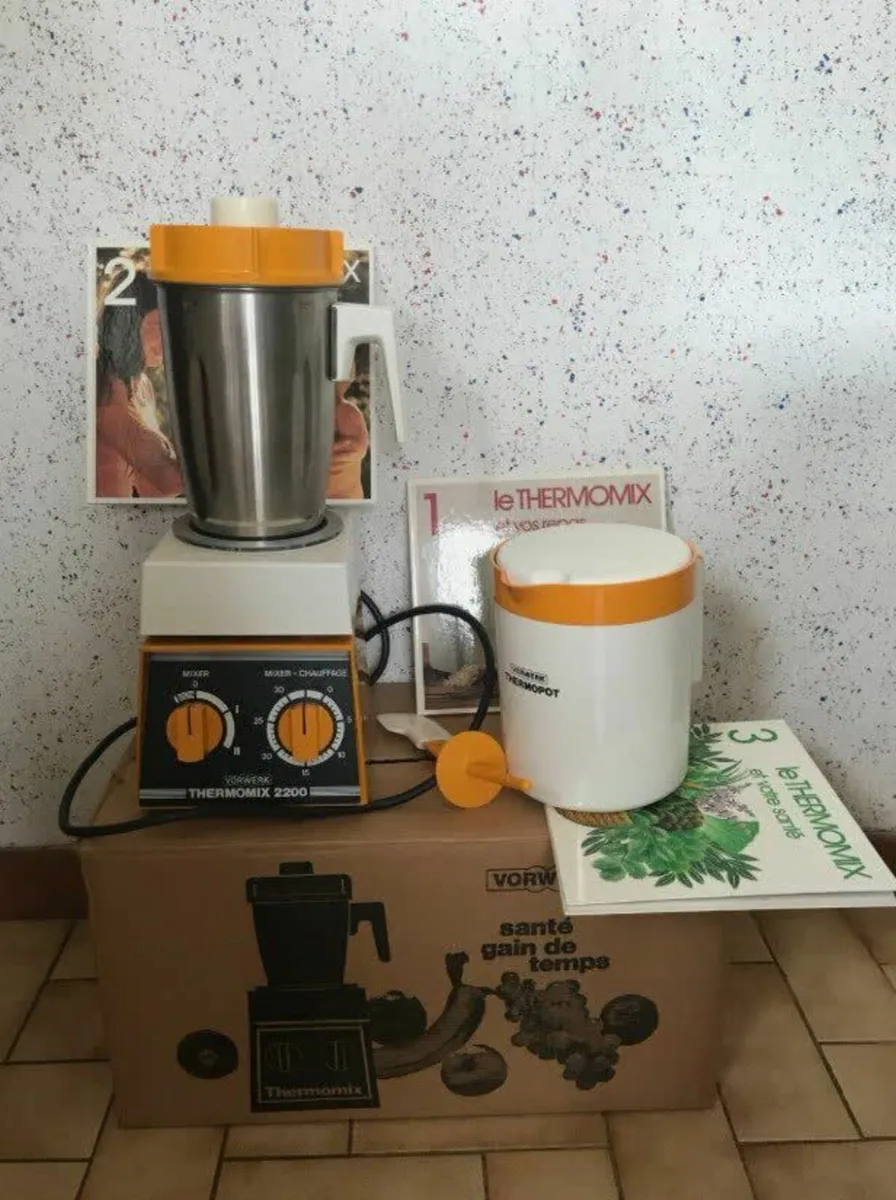 Thermomix 2200 Vorwerk food processor almost new - Image 1