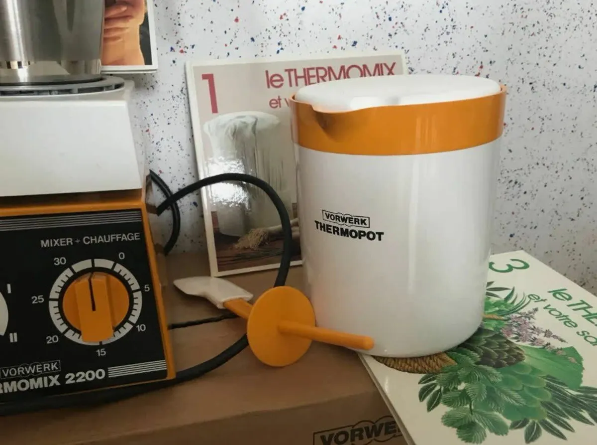 Thermomix 2200 Vorwerk food processor almost new - Image 2