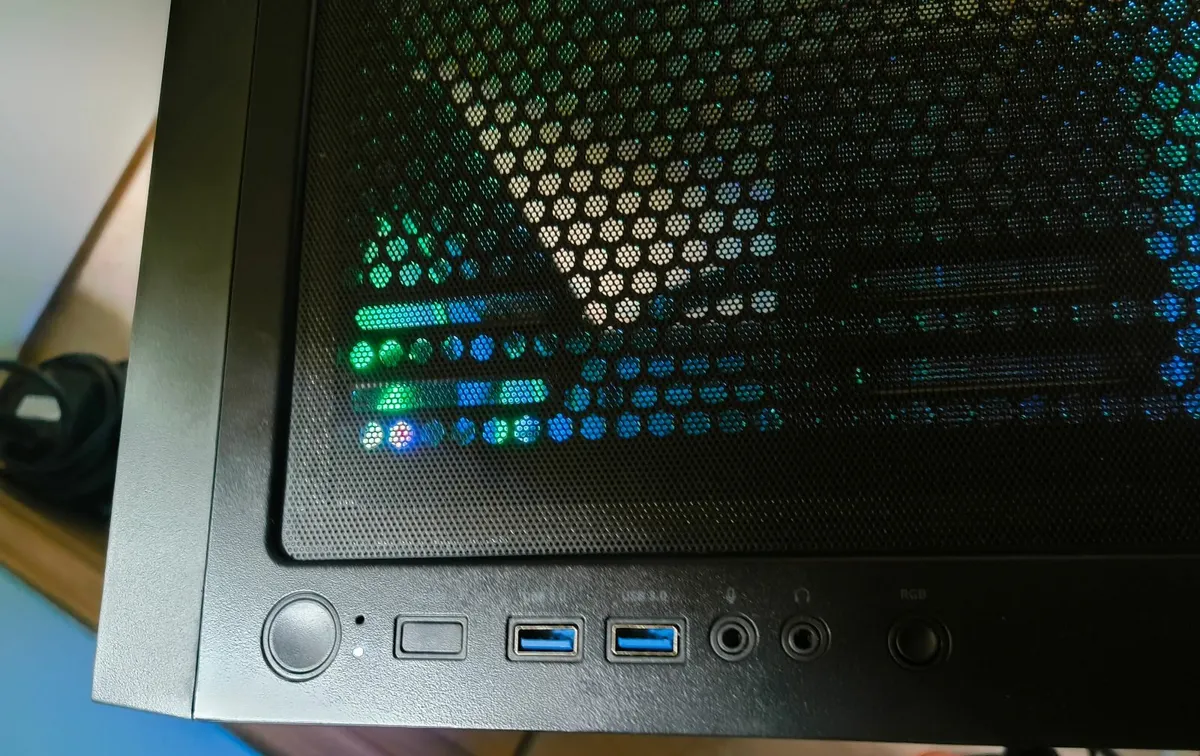 Gaming PC. Rx 9070xt 16gb, r7 9700x, 32gb, 2tb - Image 2