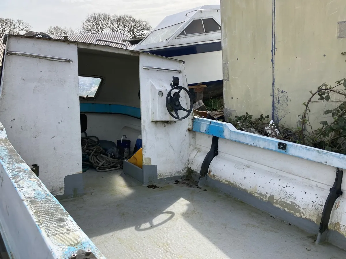 WILSON FLYER 17FT DORY NEW FLOOR+TRANSOM PROJECT - Image 3