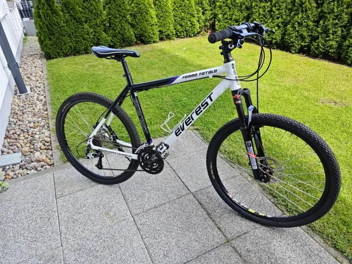 Bicycle for season Shimano - Image 1
