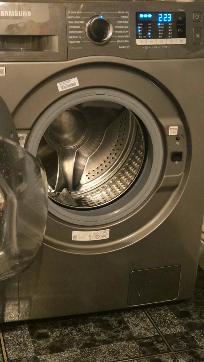 Samsung Washer dryer - Image 2