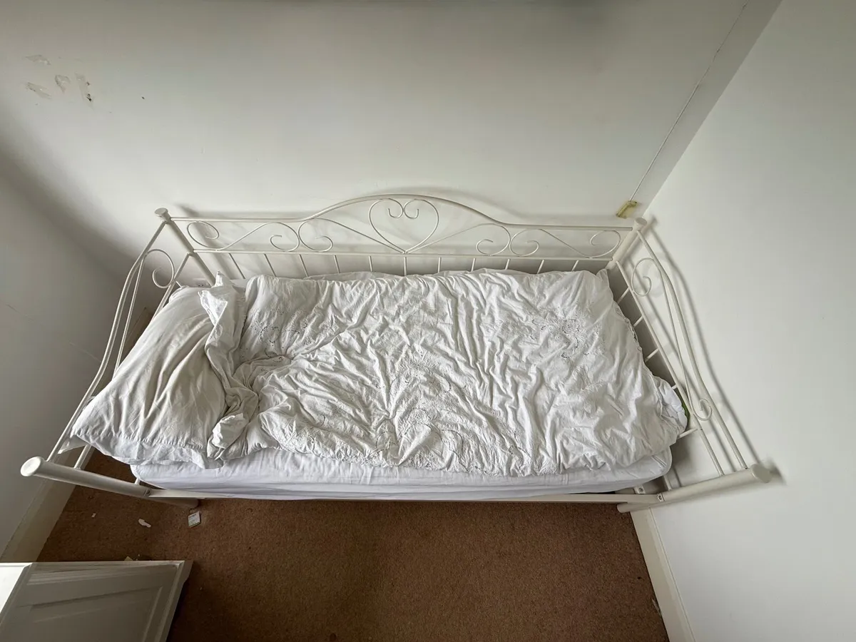 Iron daybed single - Image 1