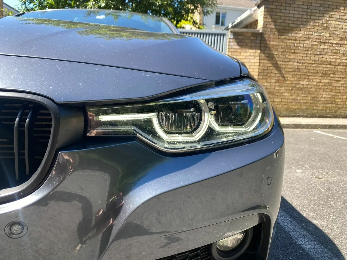 BMW 3-Series 2017 - Image 3