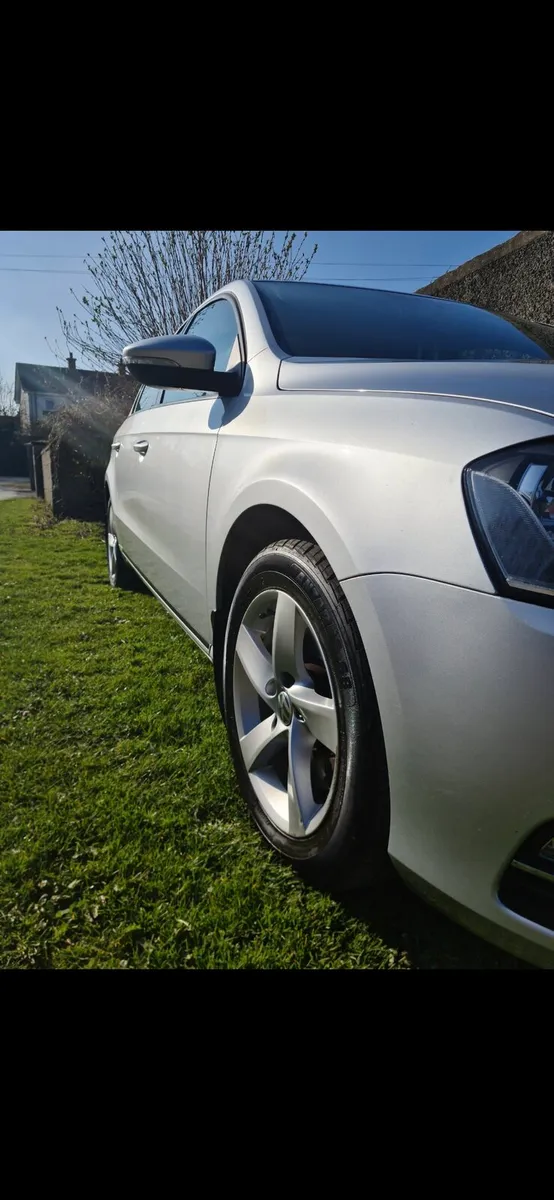 Volkswagen Passat Fresh NCT full years tax - Image 3