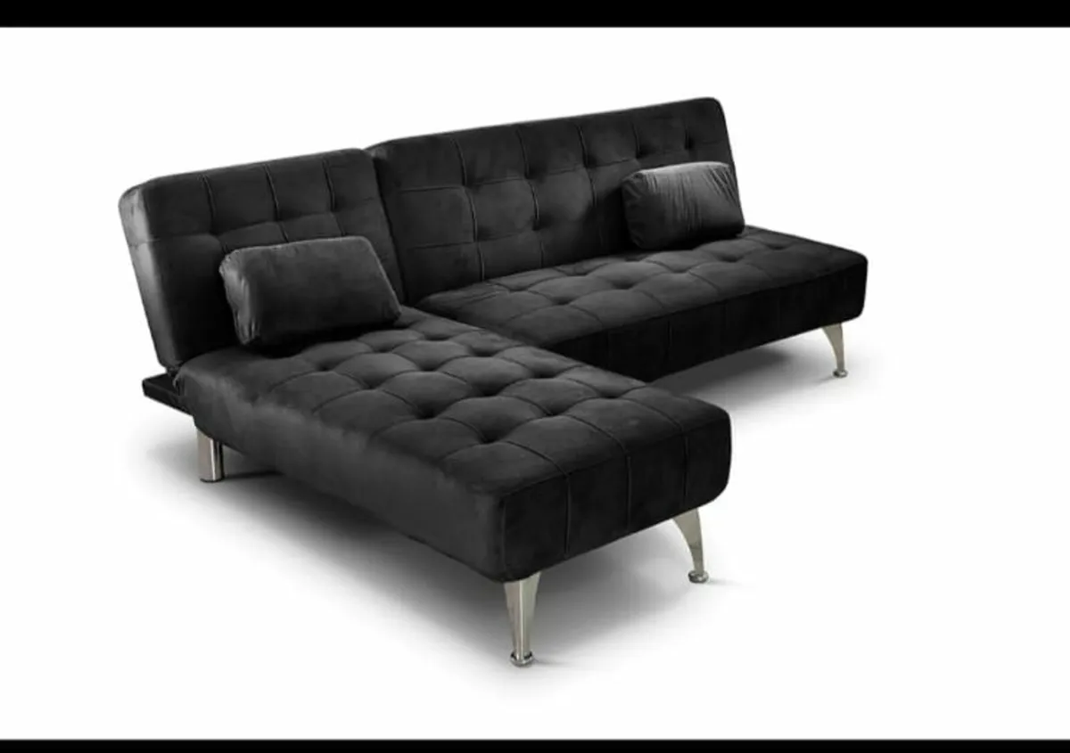 Black L-Shaped Sofa Bed with Chaise – Modern Look - Image 1