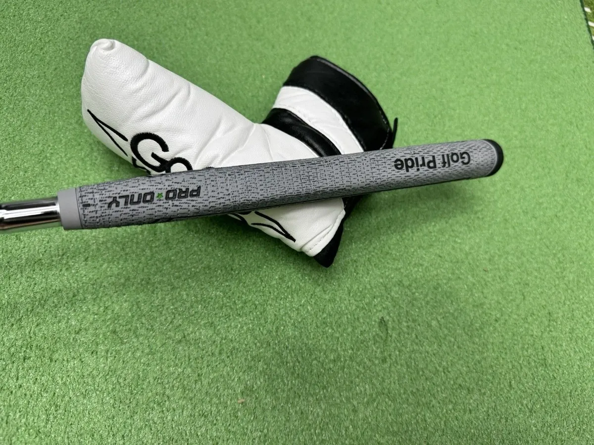 Goodwood G7 carbon left handed putter 35” - Image 4