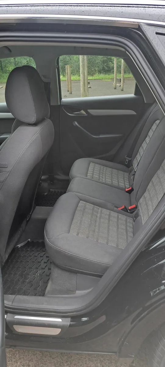Audi Q3 - Image 3