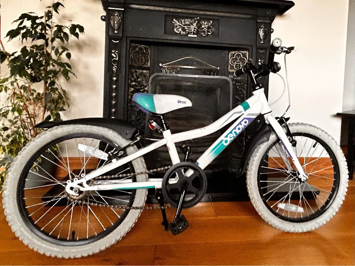 22’ Kids Bike - Denova - Image 1