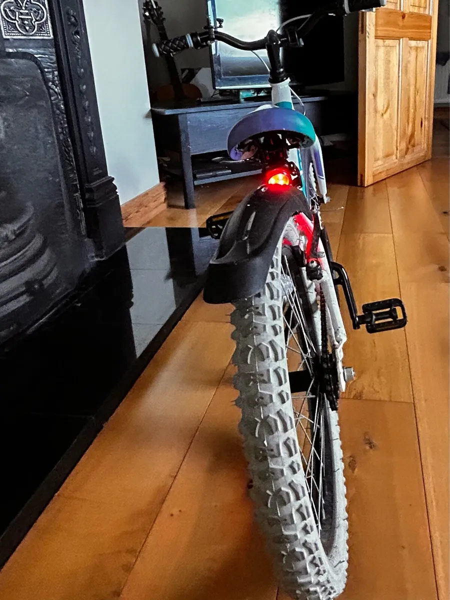 22’ Kids Bike - Denova - Image 3