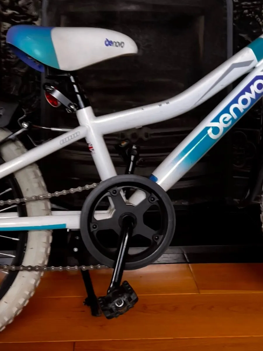 22’ Kids Bike - Denova - Image 4
