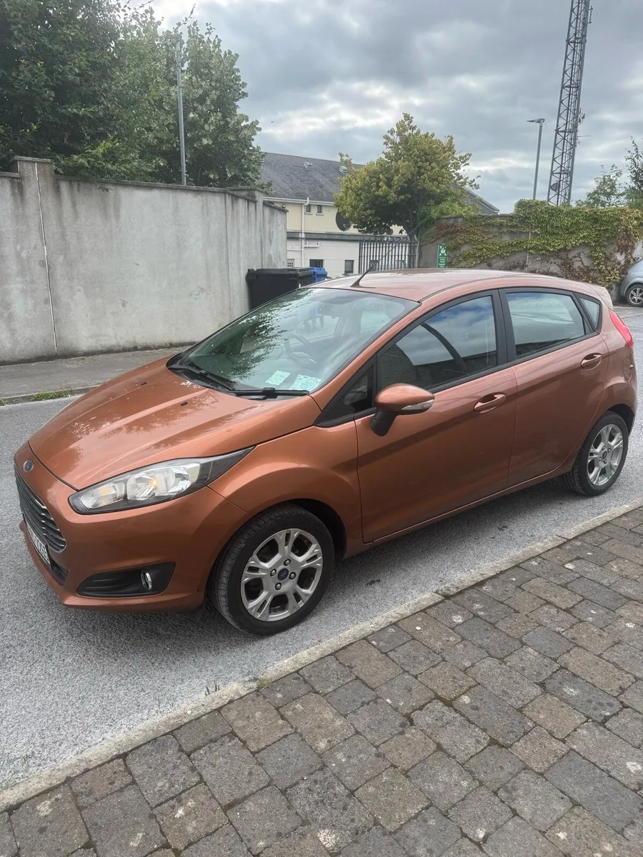 Ford Fiesta 1.2 petrol - Image 2