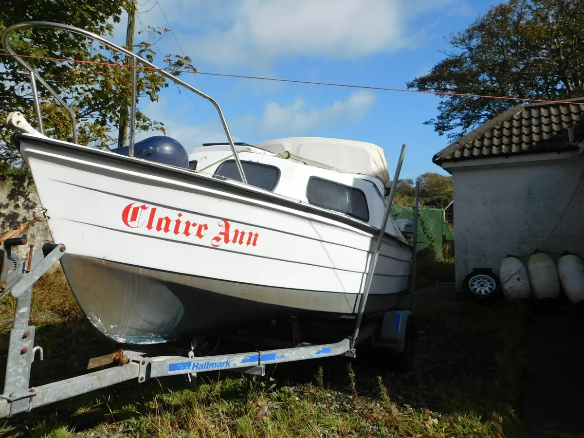 16ft Mayland Cabin Cruiser with Honda Outboard - Image 3