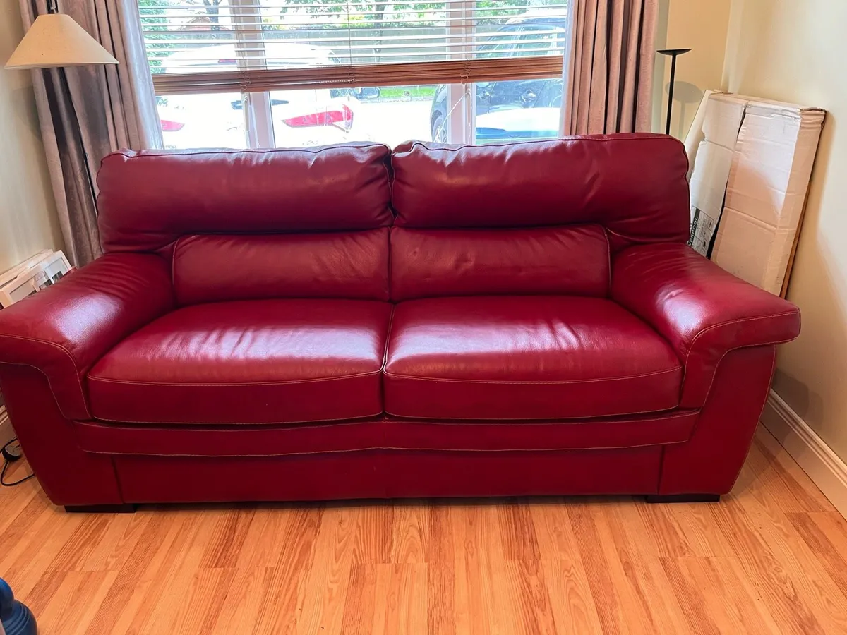Couch - Image 1