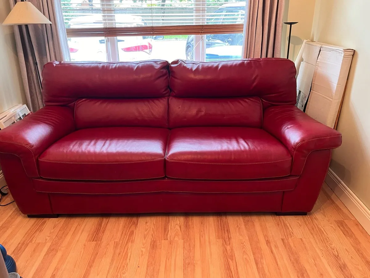 Couch - Image 2