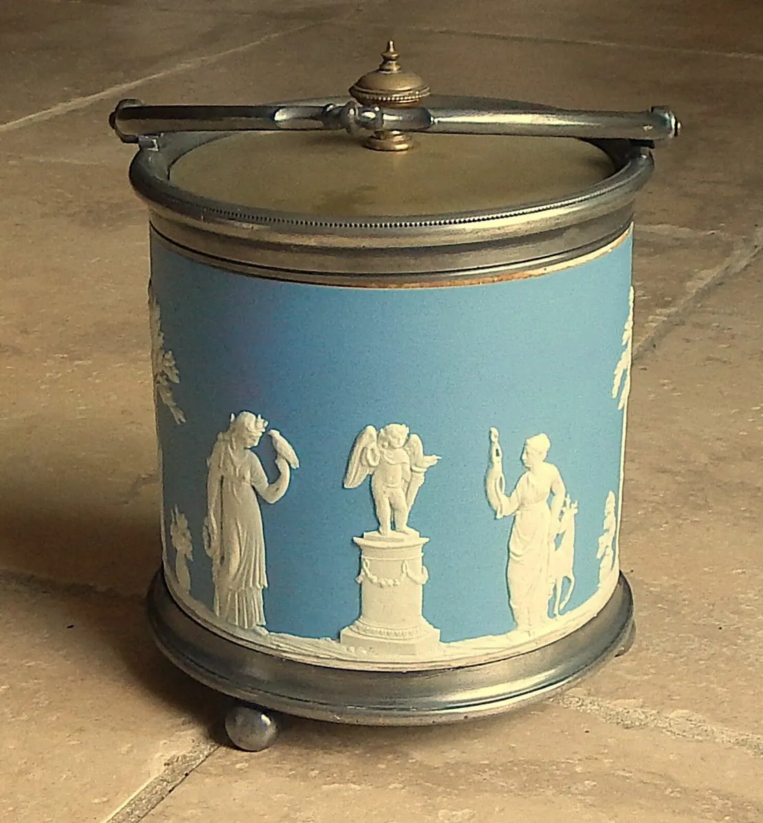 Vintage Wedgwood Jasperware Biscuit Barrel - Image 1