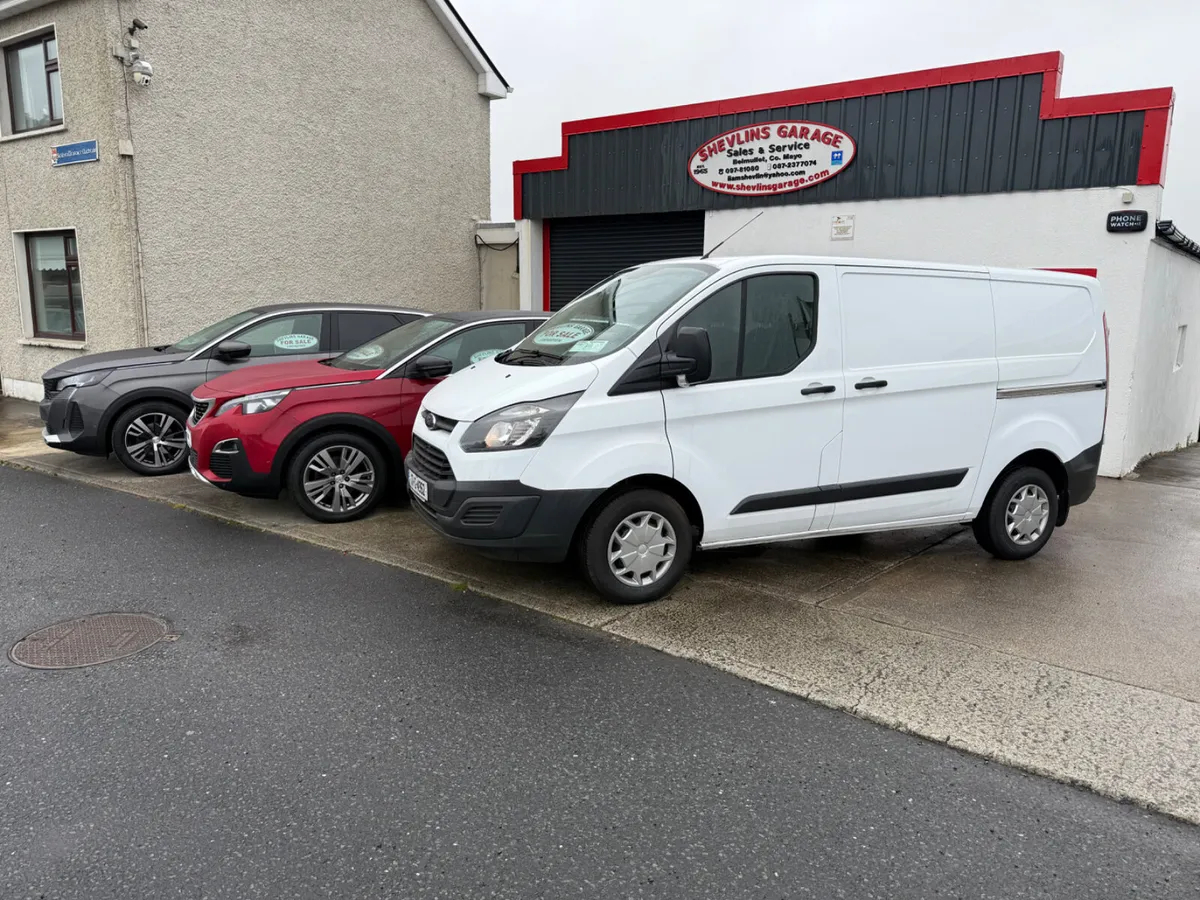 2017 Ford Transit Custom 2.0 Tdci SWB - Image 2