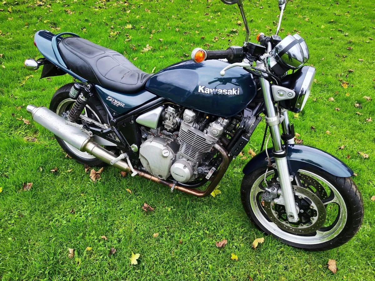 Yamaha fzx750 cb900 vfr750 limited edition - Image 2