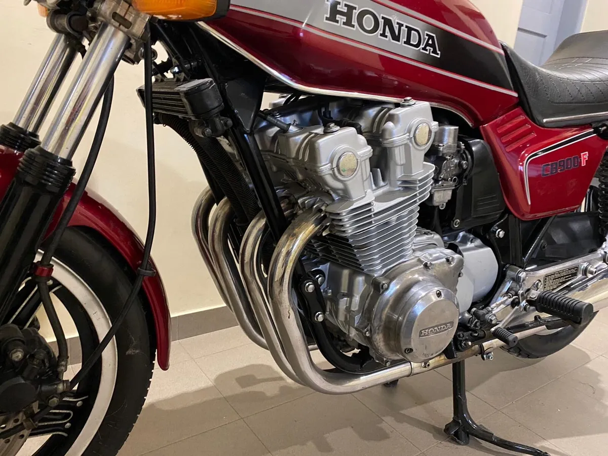 Yamaha fzx750 cb900 vfr750 limited edition - Image 4