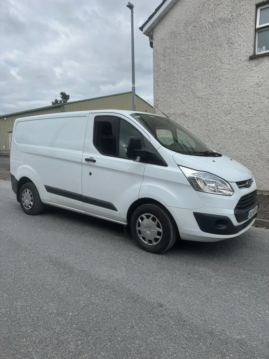 Ford Transit custom - Image 1