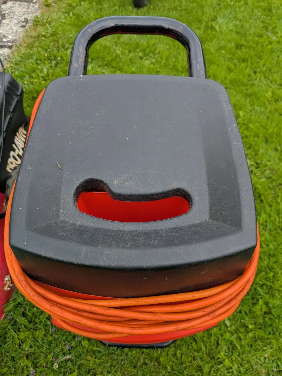 Lawnmower and Black decker shredder - Image 1