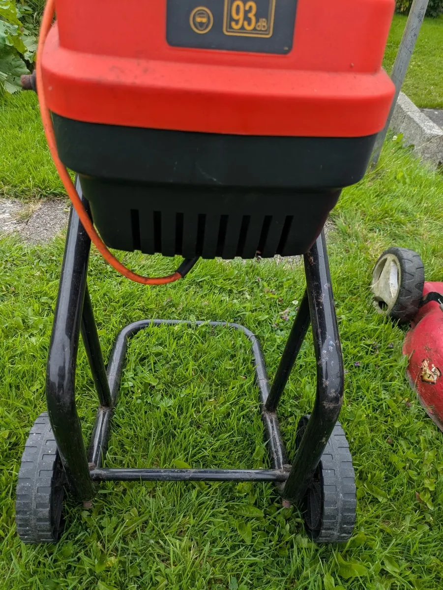 Black decker garden shredder - Image 3