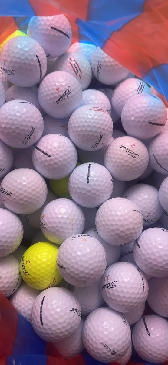100 Titleist Golf Balls - Very Good - Image 2