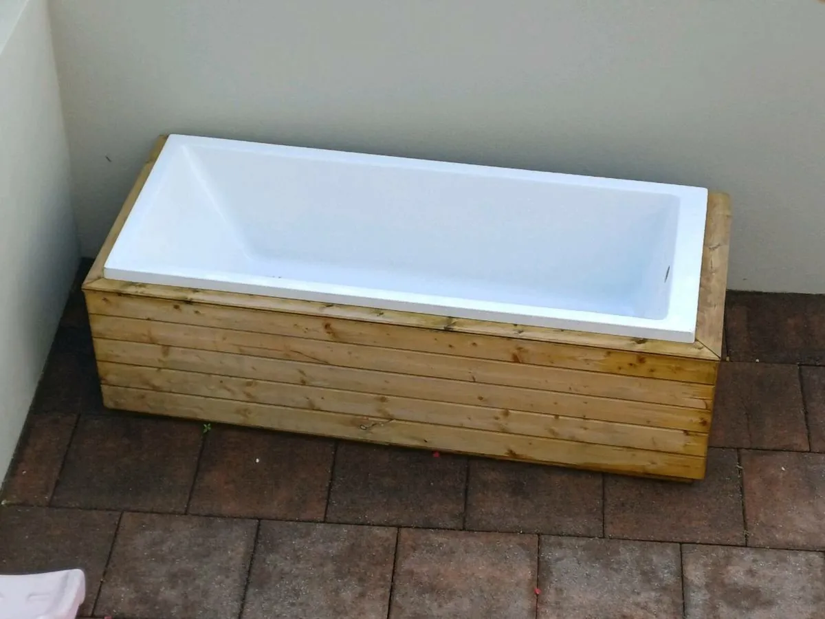 Ice bath - Image 1