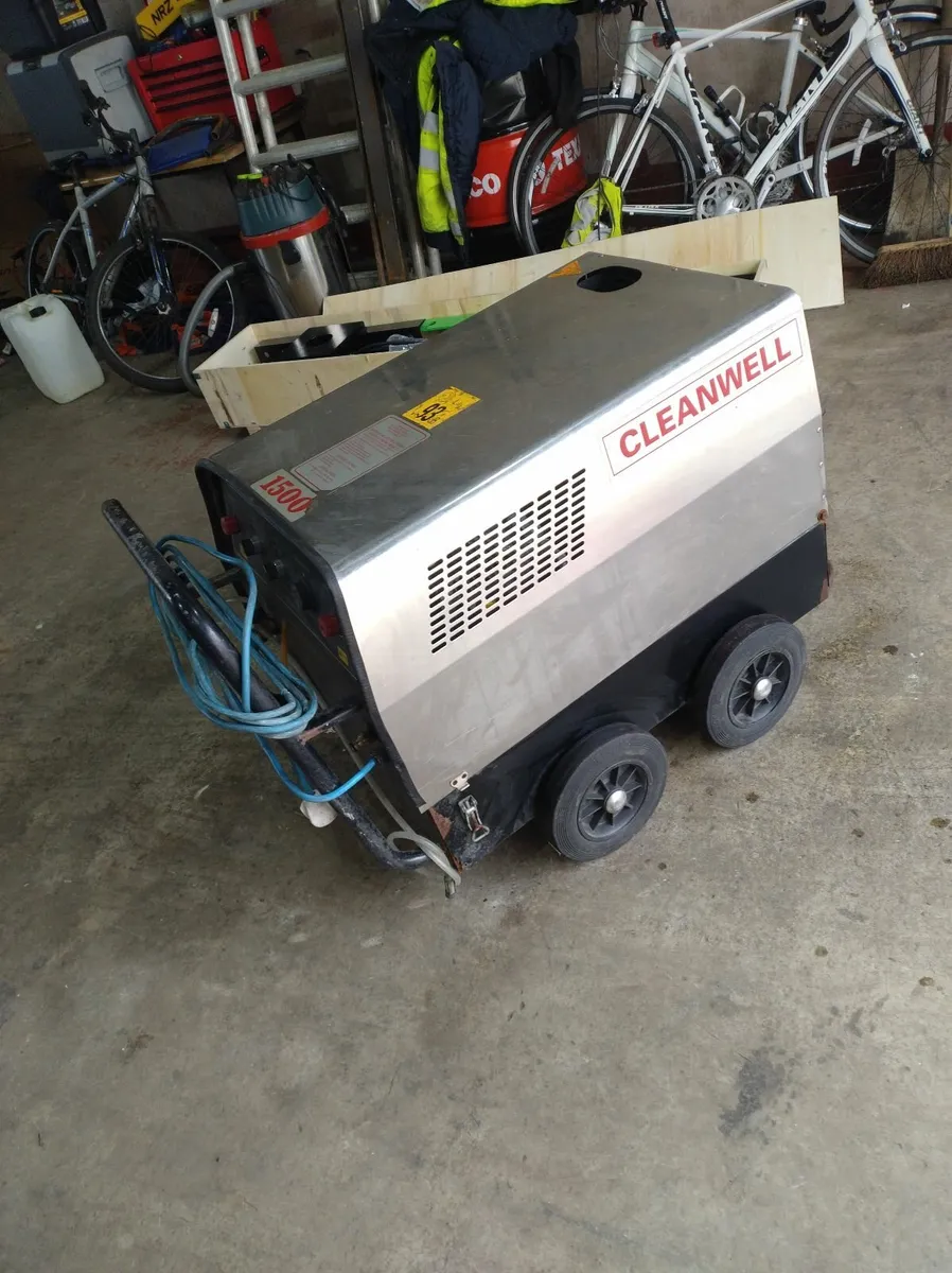 Cleanwell Hot  pressure washer - Image 1