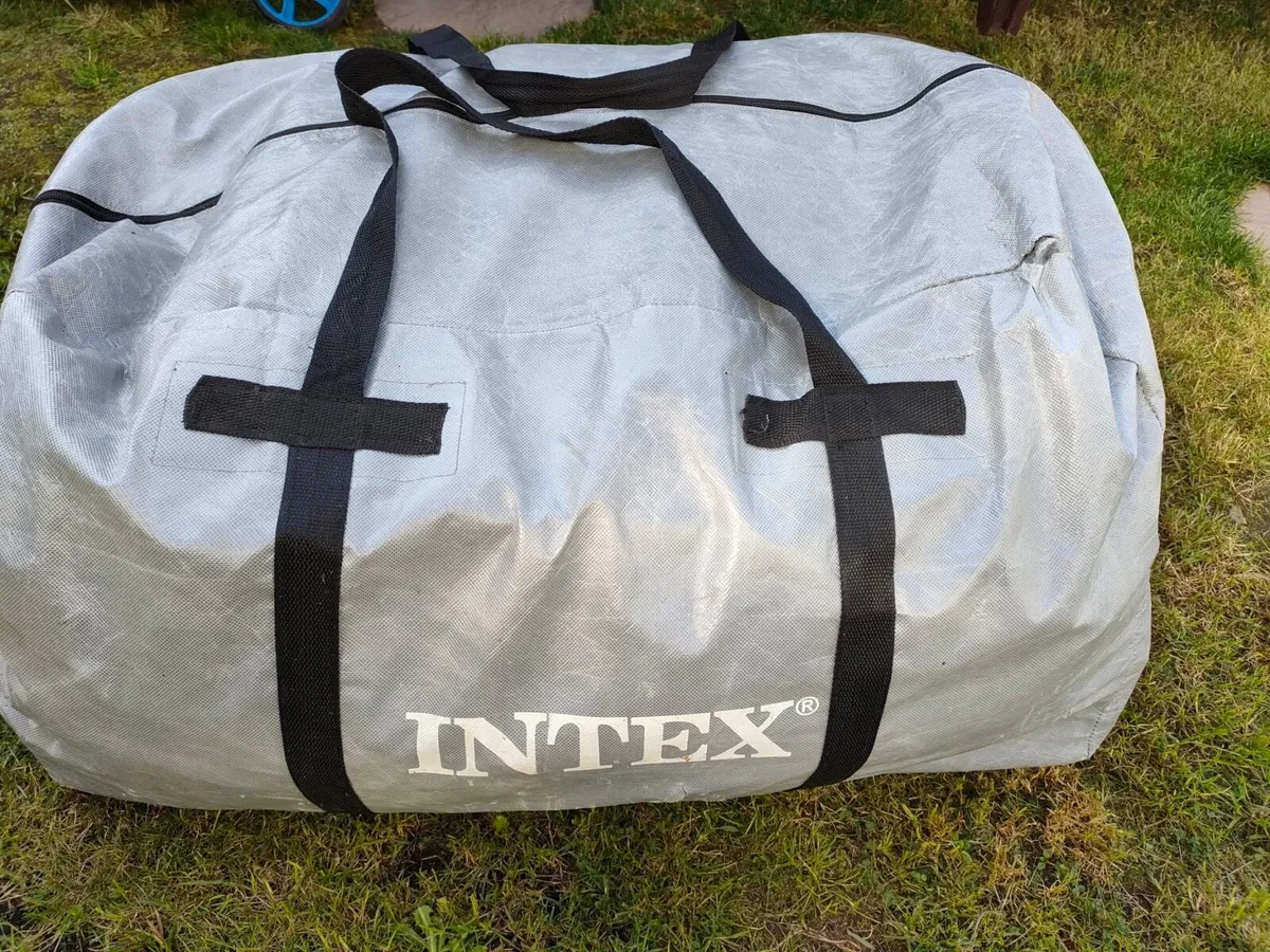 Intex Mariner 4 Inflatable Boat - Image 4