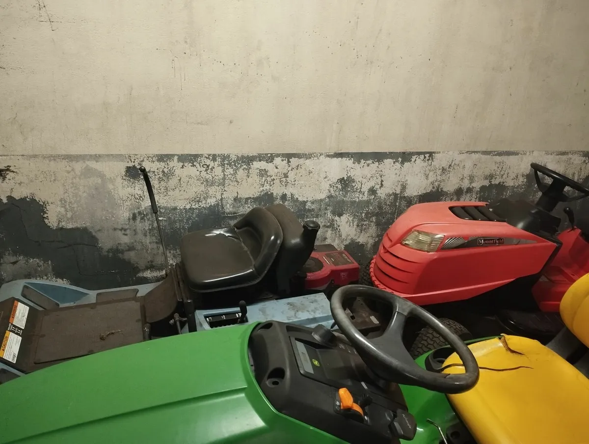 Ride on mowers - Image 4