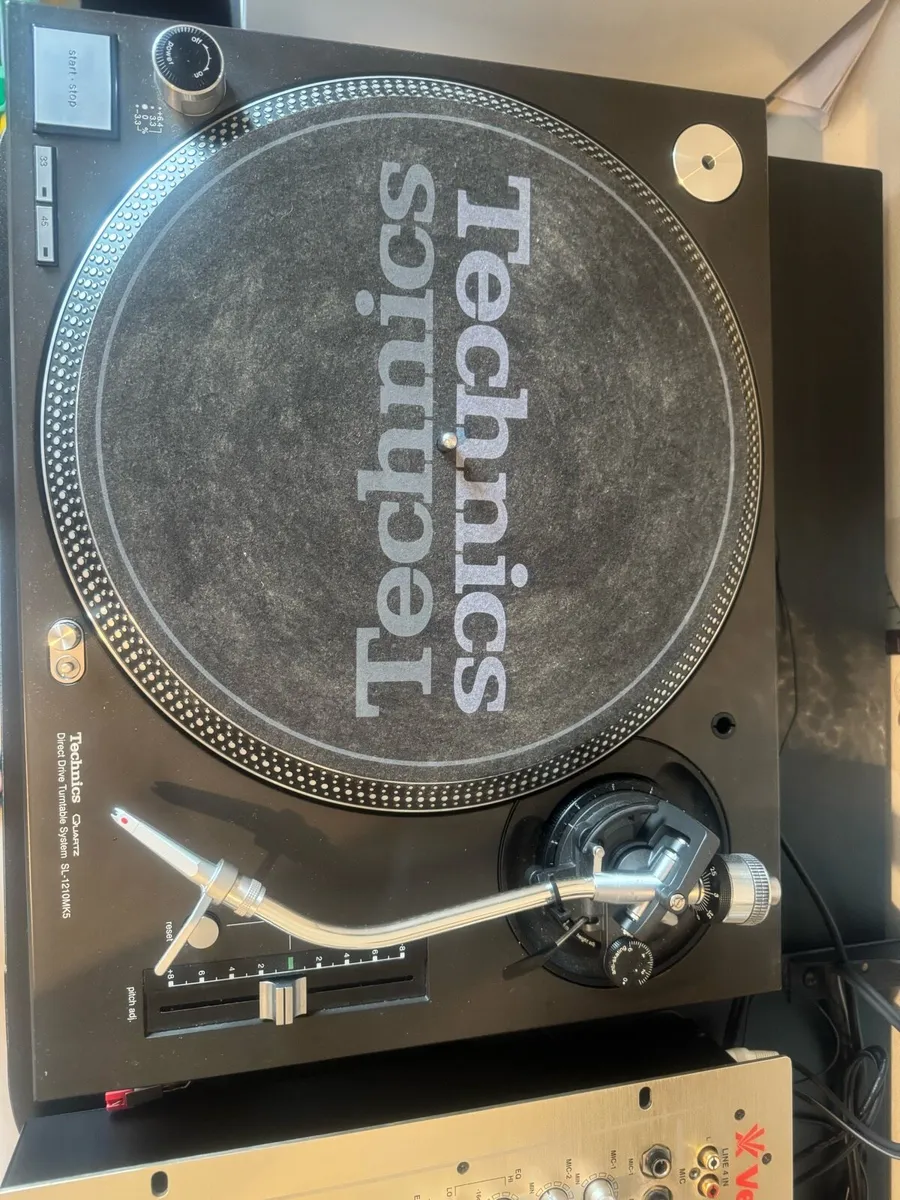 Full Technics set up - Image 4