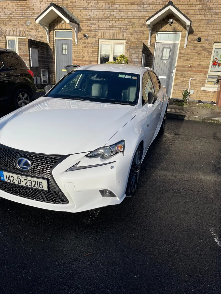 Lexus IS 2.5 F Sport NCT still 27 march 2026 - Image 1