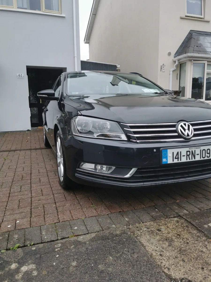 Volkswagen Passat - Image 4