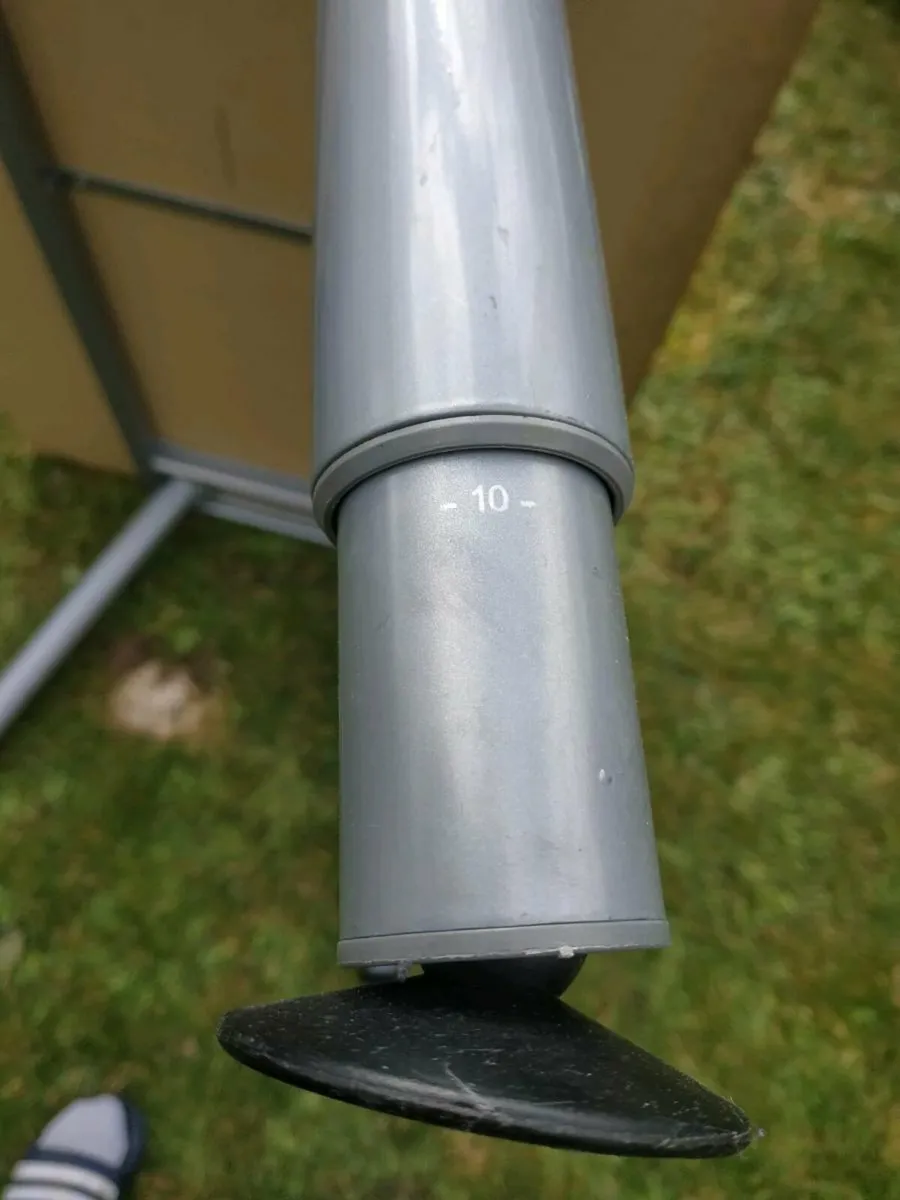 IKEA 'galant' extendable legs study table - Image 2