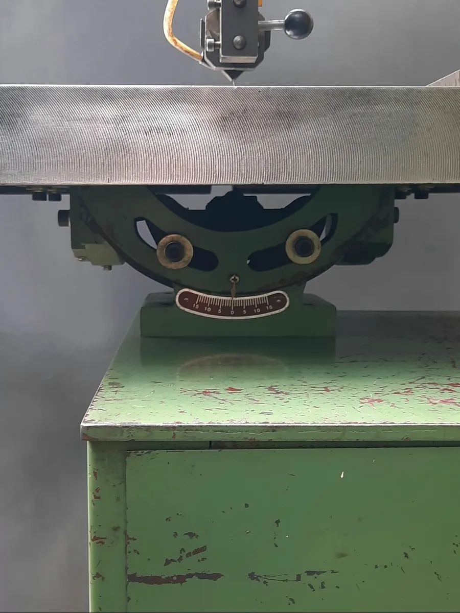 Vertical Bandsaw with Blade Welder - Image 4