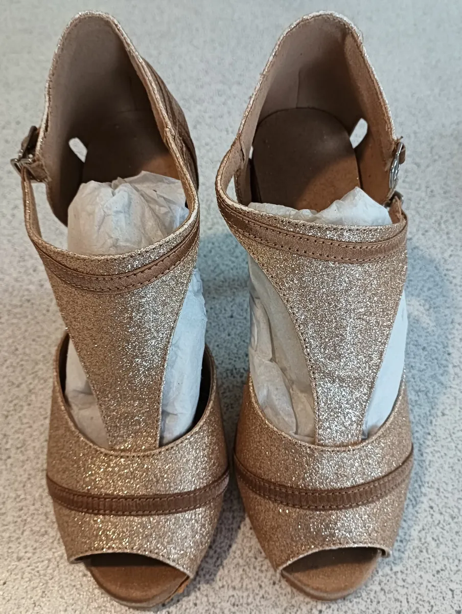 Shoes - Image 3