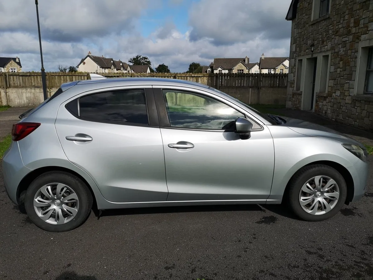 Mazda Demio - Image 3