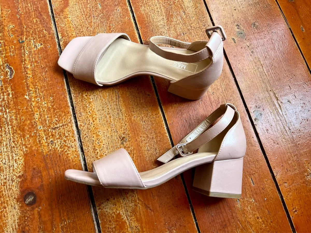 Dusk pink heels - Image 1