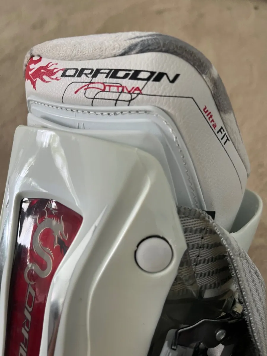 Ski boots - Image 2