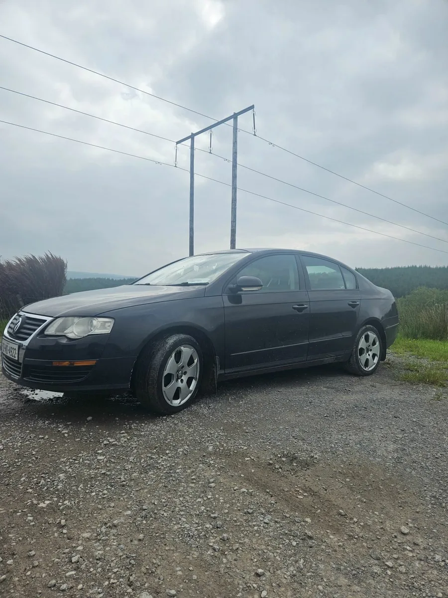Volkswagen Passat  **BREAKING * - Image 2