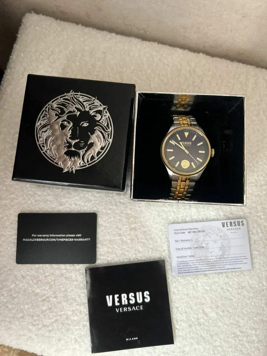 Versus Versace Mens Blue 45 mm - Image 1