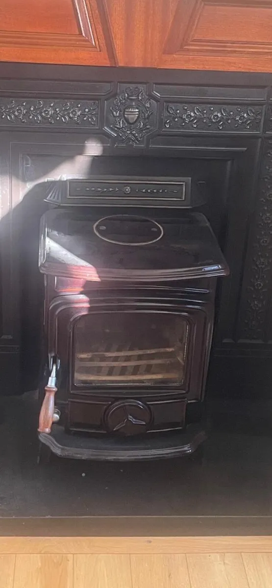 Stanley Oisin Stove