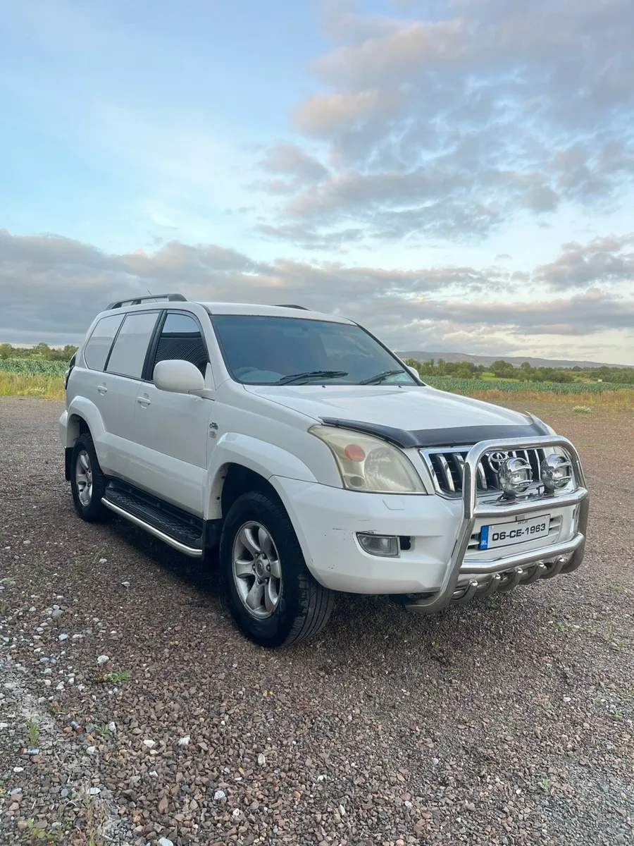 Toyota Landcruiser lwb 3.0d4D - Image 1