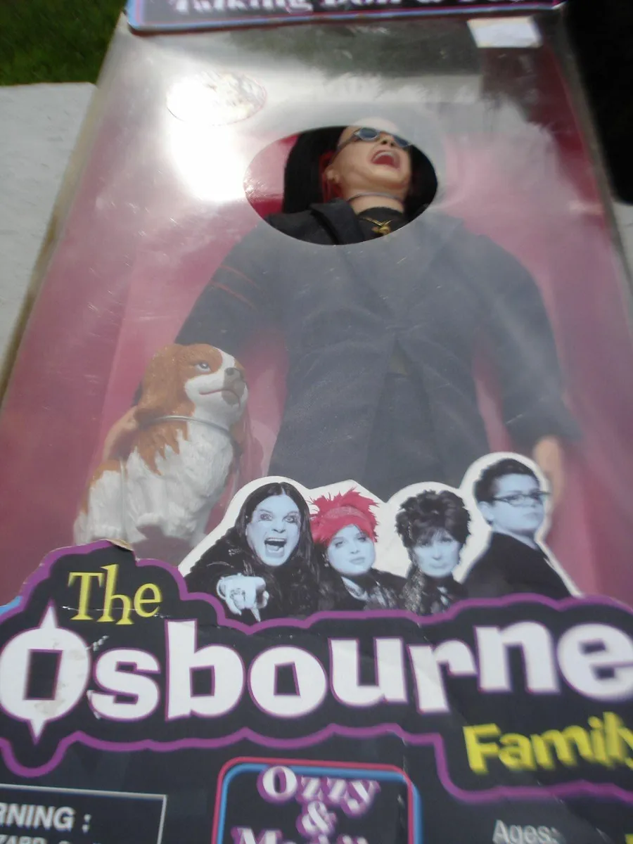 VINTAGE 2002 OZZY OSBOURNE 12 in DOLL & PET. - Image 2