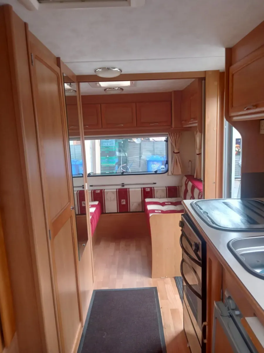 Compass connoisseur caravan - Image 4