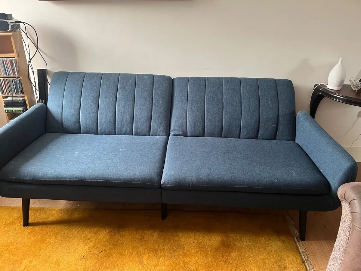 Sleeper couch - Image 2