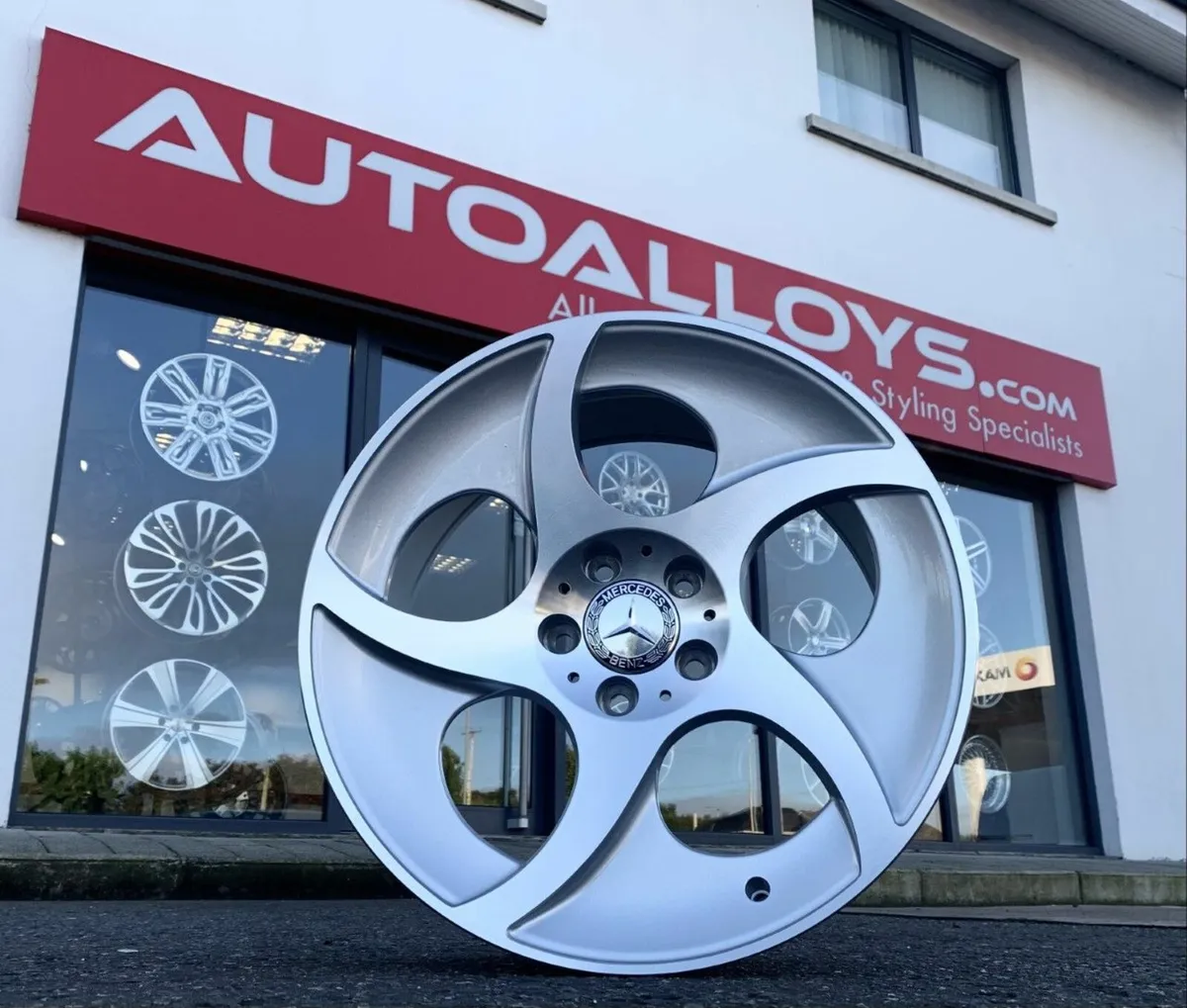 18" 5x112 Alphards Alloy wheels (Alphard) - Image 2